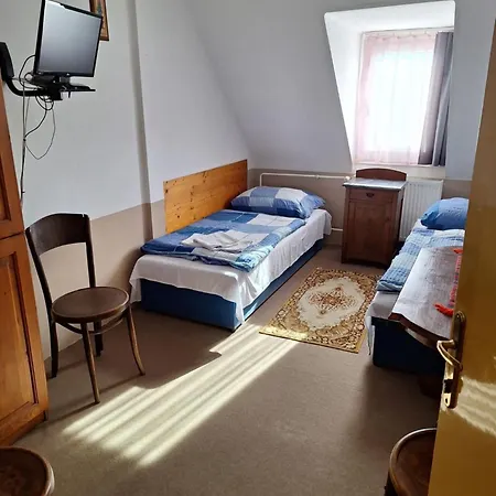 Fenyo Panzio Mezőkövesd