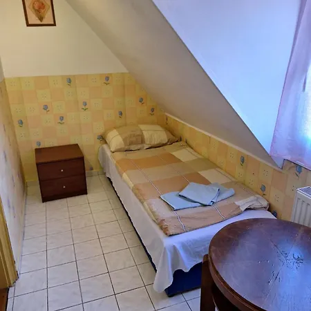 Bed & Breakfast Fenyo Panzio Mezokovesd