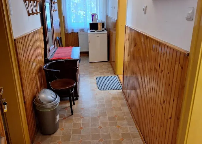 Fenyo Panzio Bed & Breakfast