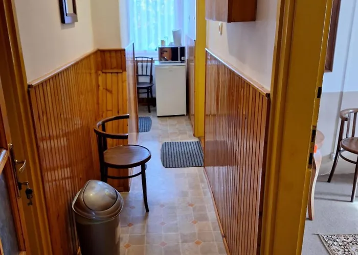 Fenyo Panzio Bed & Breakfast 3*