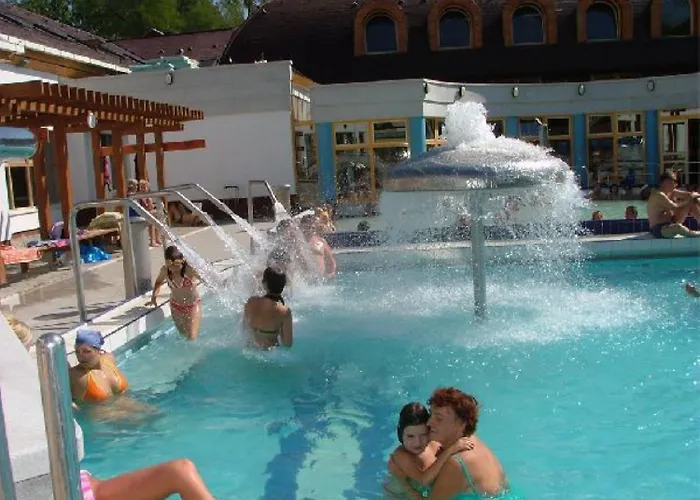 Fenyo Panzio Bed & Breakfast Mezokovesd