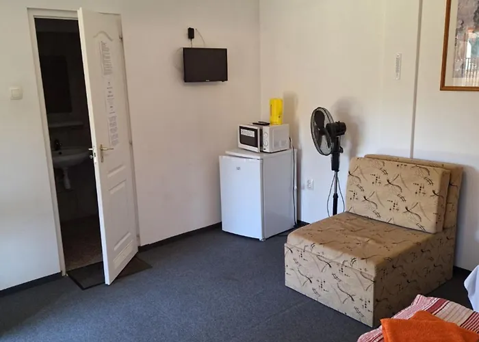 Bed & Breakfast Fenyo Panzio 3*