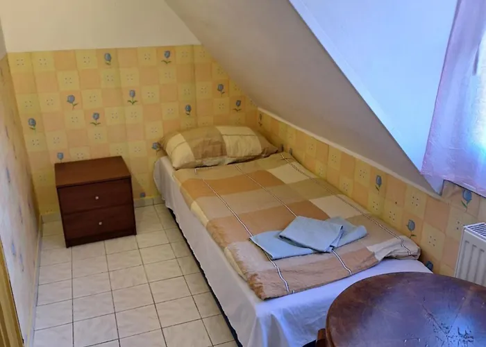 Bed & Breakfast Fenyo Panzio Mezokovesd