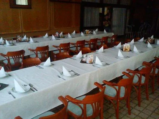 Fenyo Panzio 3* Mezokovesd